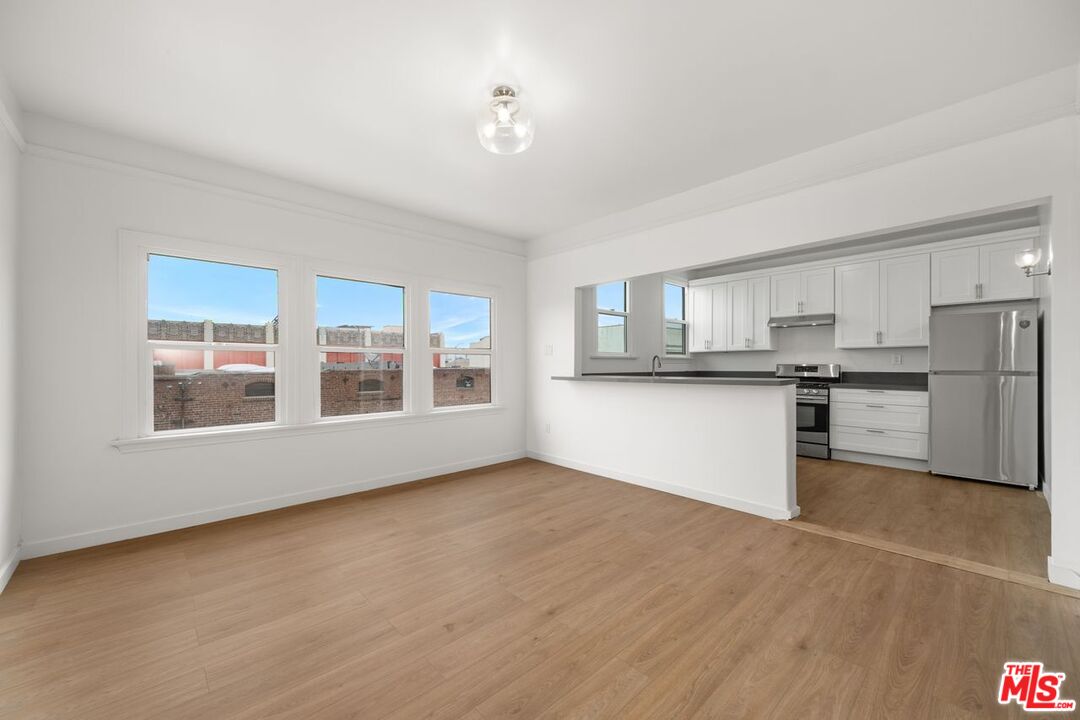 1912 7th Ave Unit: 201