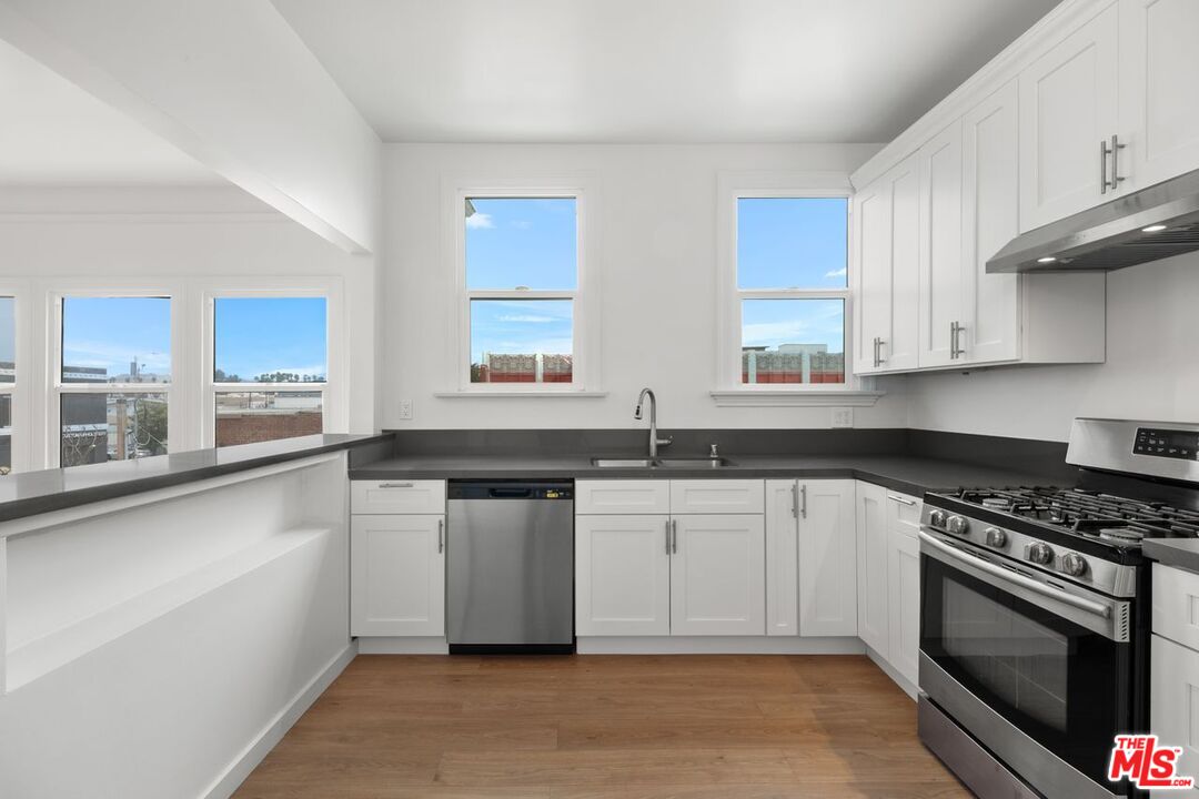 1912 7th Ave Unit: 201