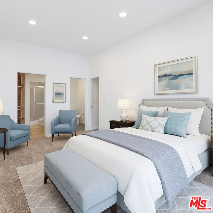 8324 Regents Rd Unit: 3O