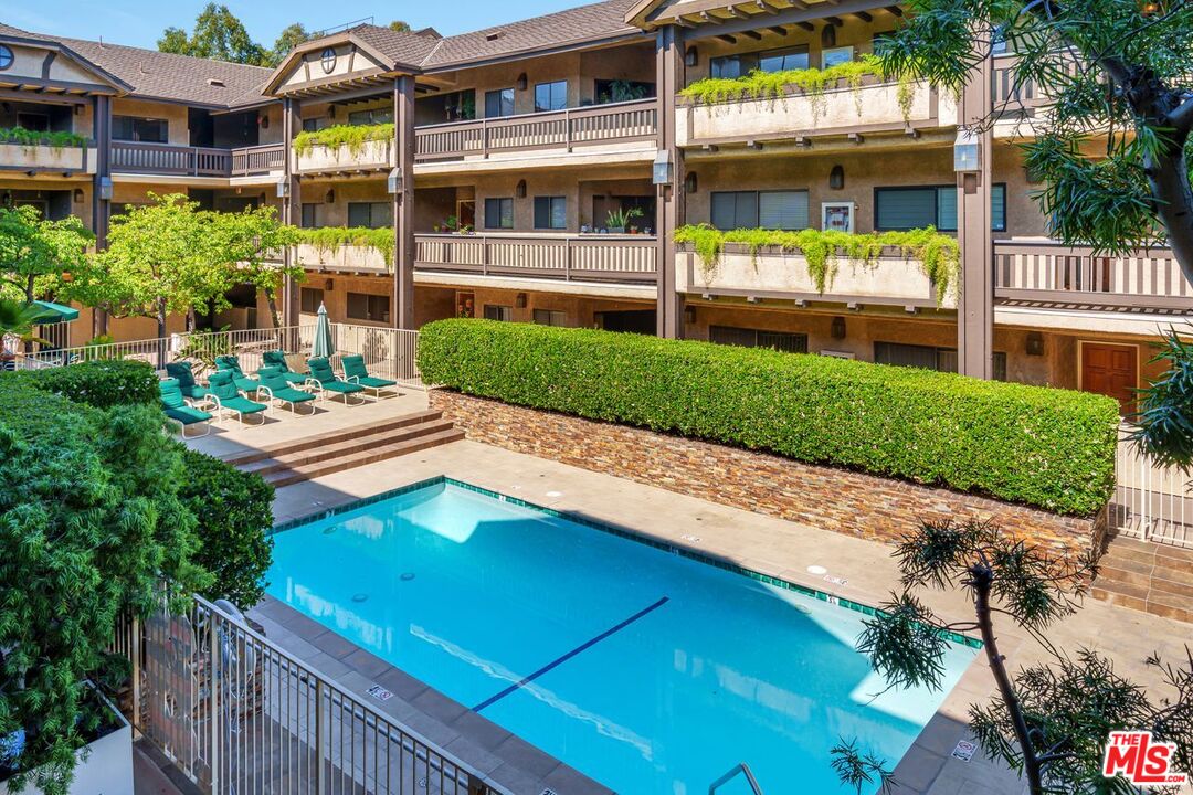 10945 Hortense St Unit: 202