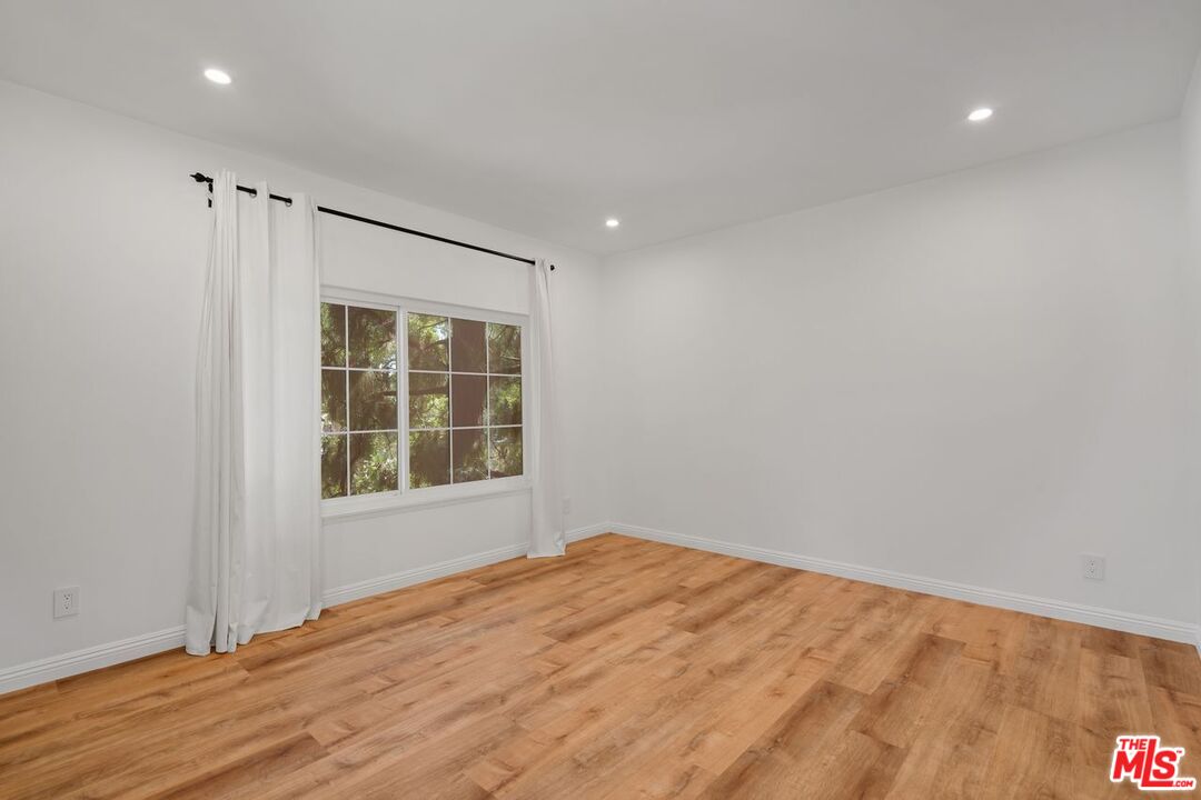 10945 Hortense St Unit: 202