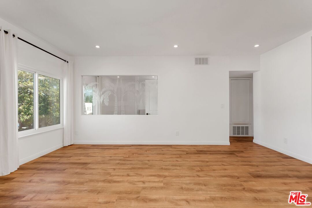 10945 Hortense St Unit: 202