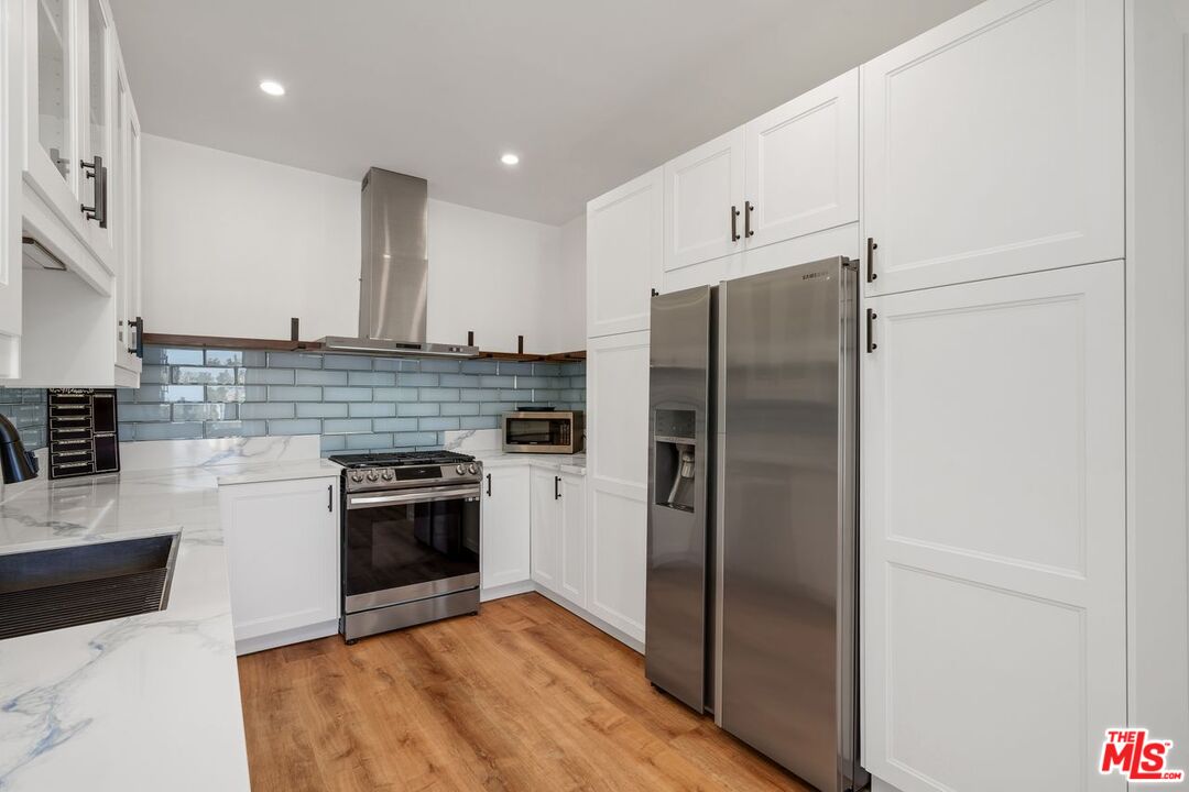 10945 Hortense St Unit: 202