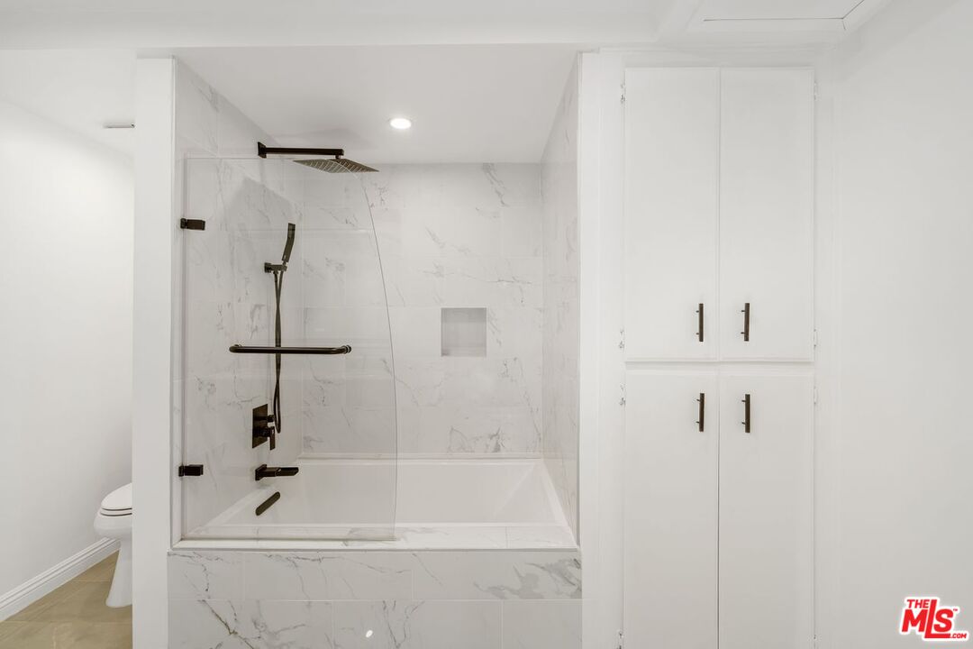 10945 Hortense St Unit: 202