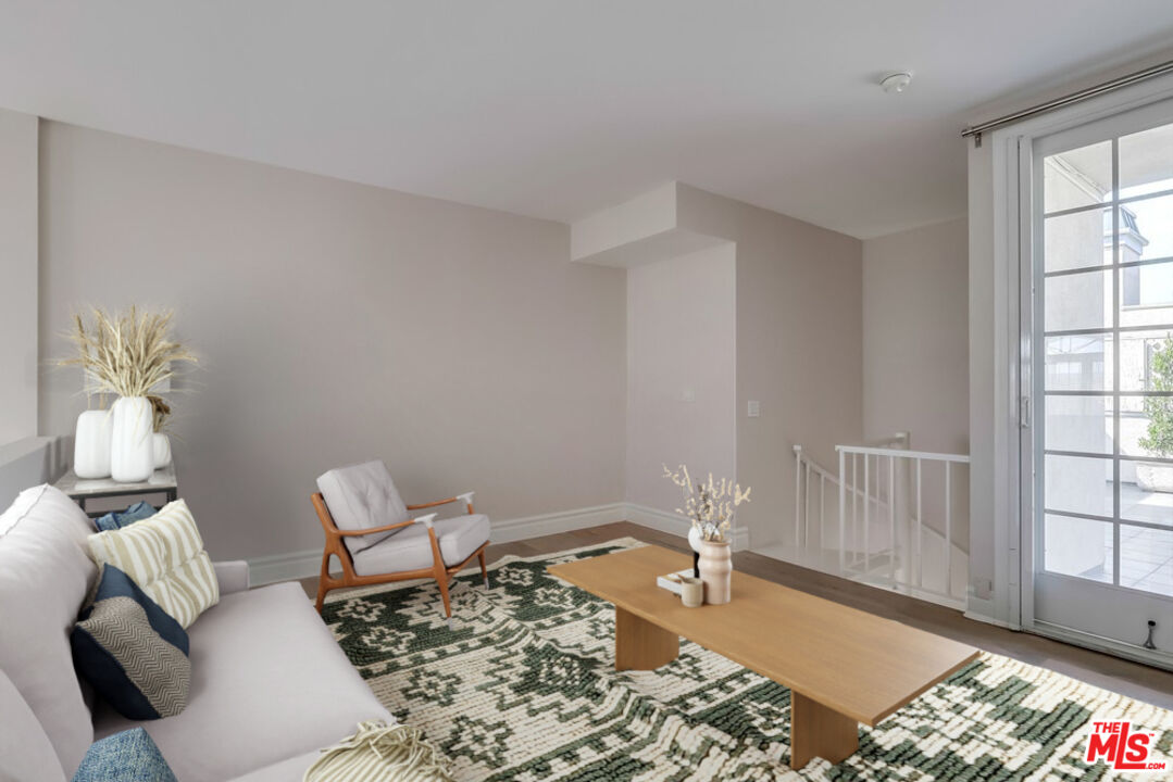 1379 Midvale Ave Unit: 307