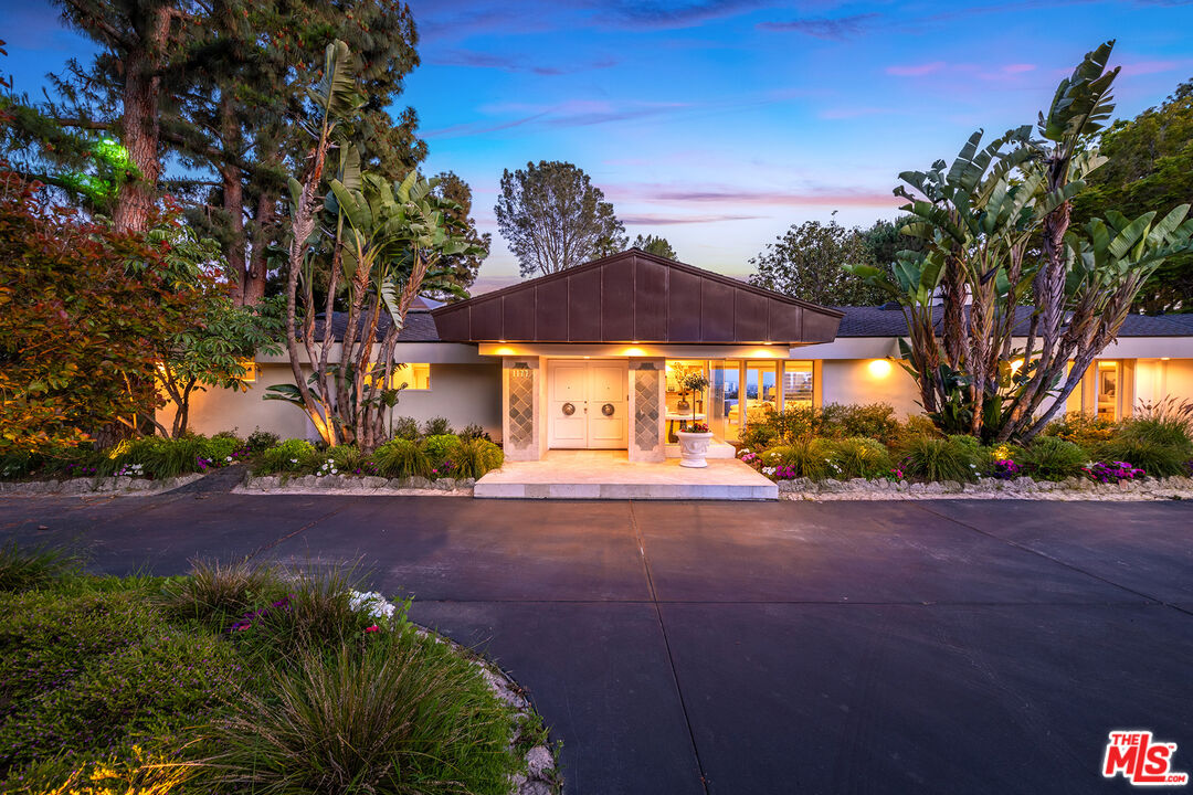 1177 Loma Linda Dr