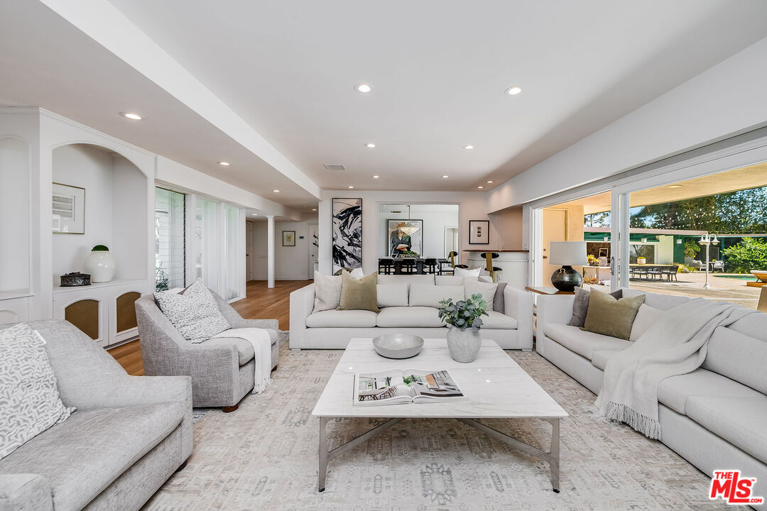 1177 Loma Linda Dr