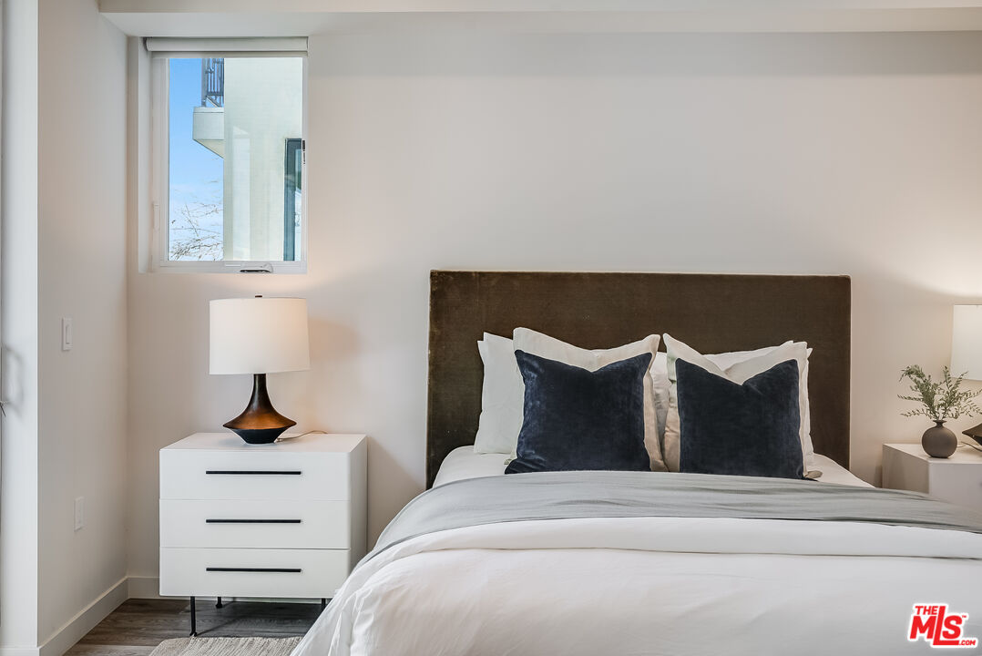 1101 S Bedford St Unit: 401