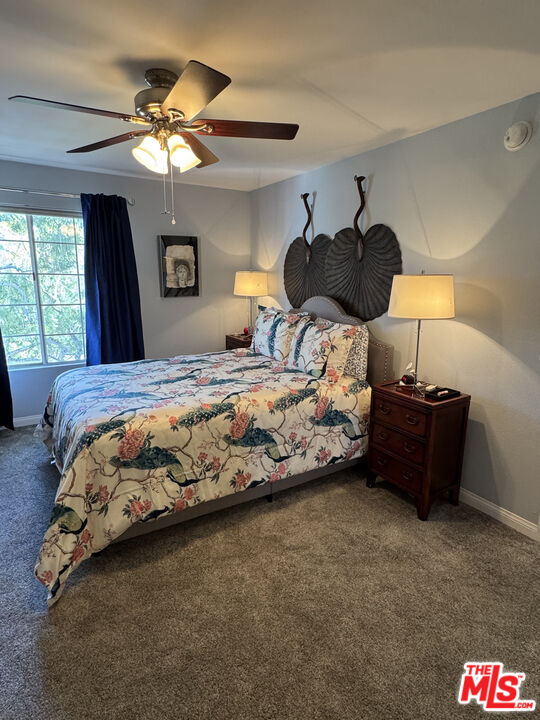 5550 Owensmouth Ave Unit: 318