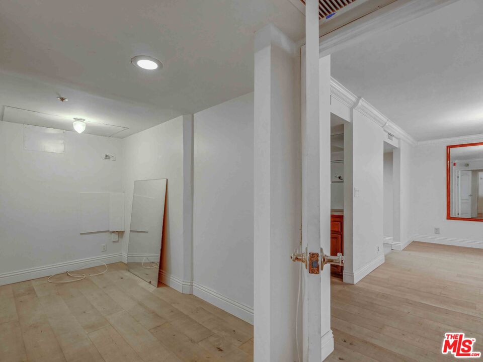 10660 WILSHIRE BLVD Unit: 608