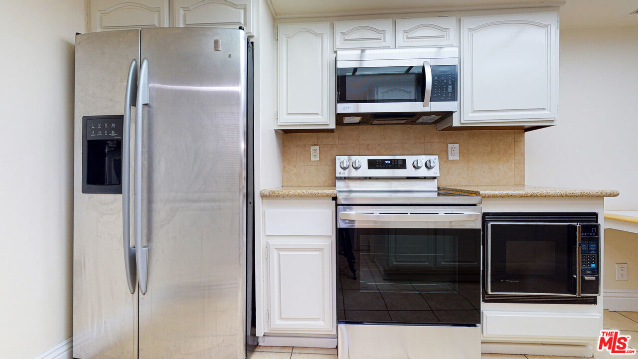 10660 WILSHIRE BLVD Unit: 608