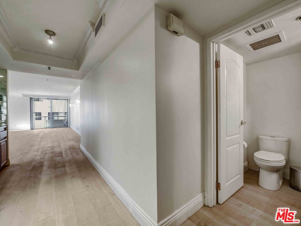 10660 WILSHIRE BLVD Unit: 608