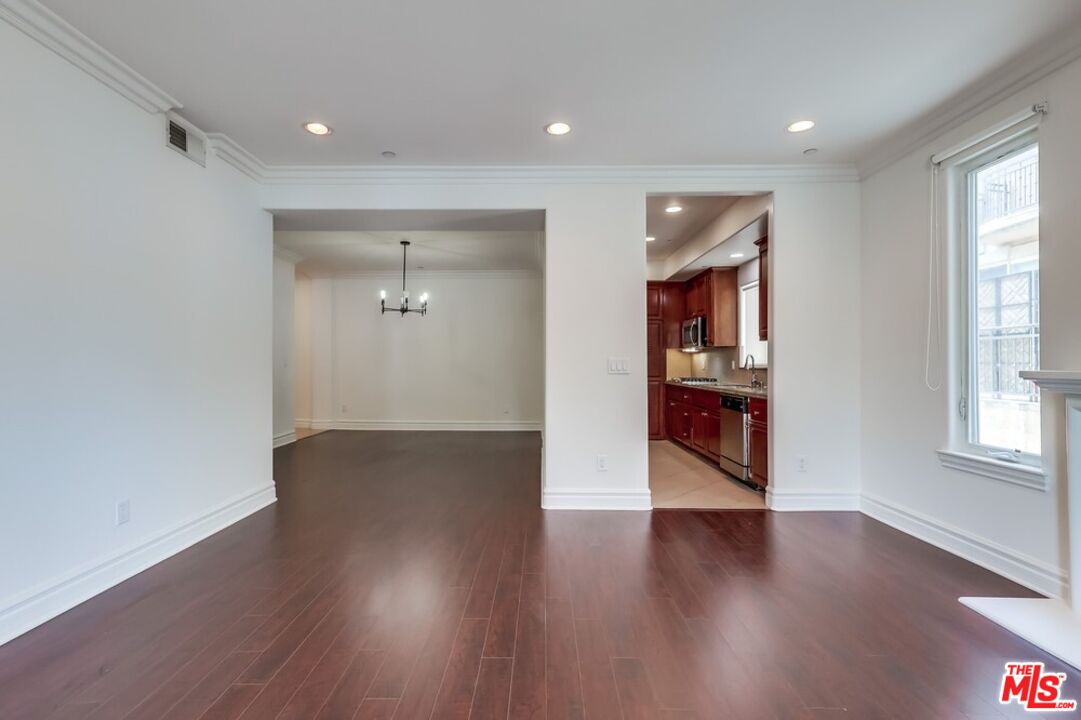 8610 Chalmers Dr Unit: 405