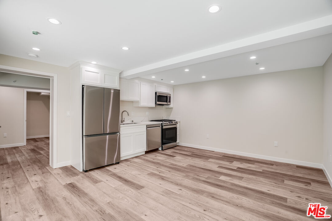 1470 Rexford Dr Unit: ADU