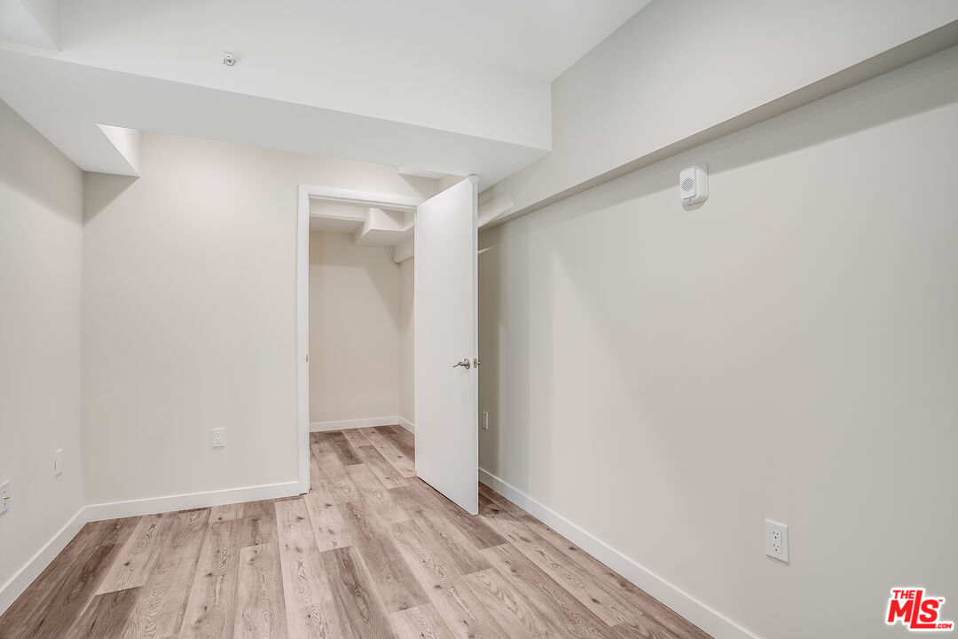 1470 Rexford Dr Unit: ADU