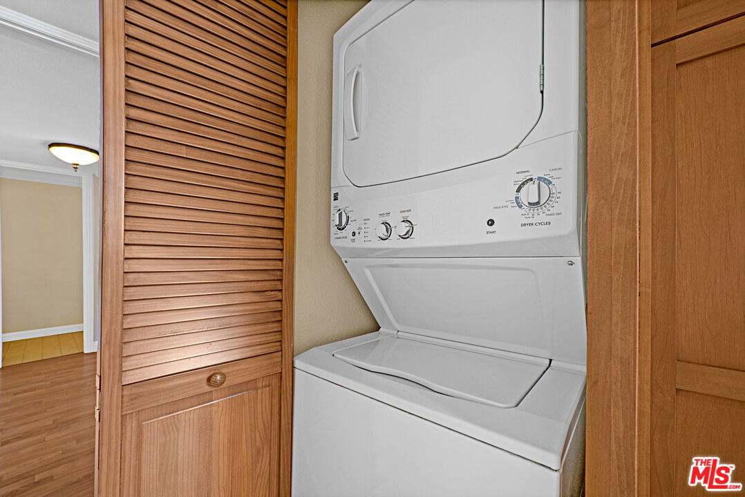 4949 Genesta Ave Unit: 306