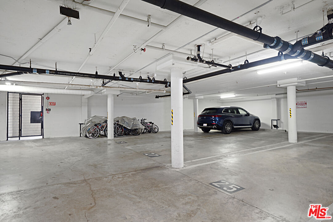 4949 Genesta Ave Unit: 306