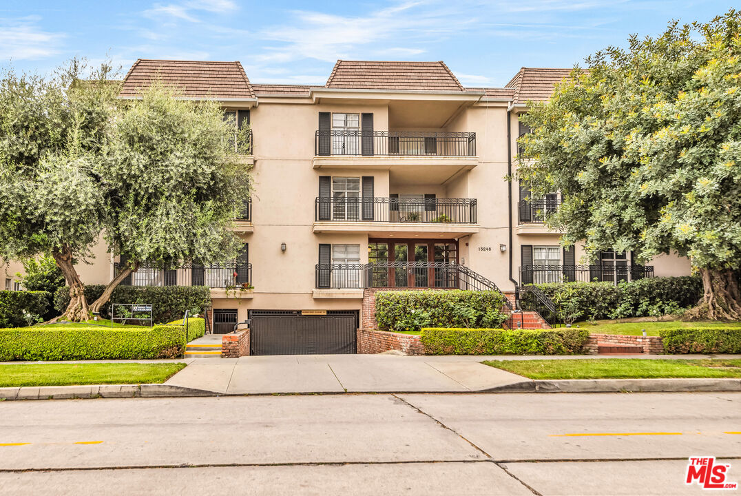 15248 Dickens St Unit: 103