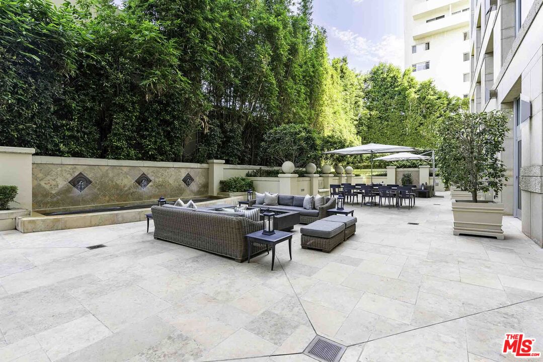 10727 Wilshire Blvd Unit: 806