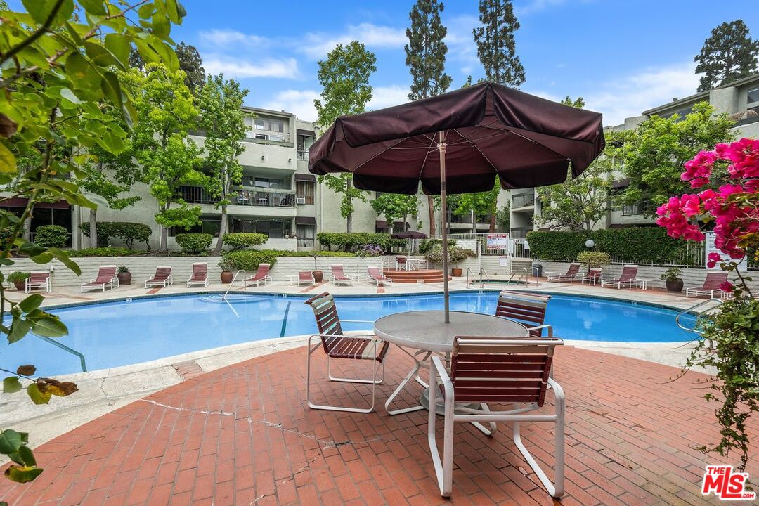 4900 Overland Ave Unit: 351