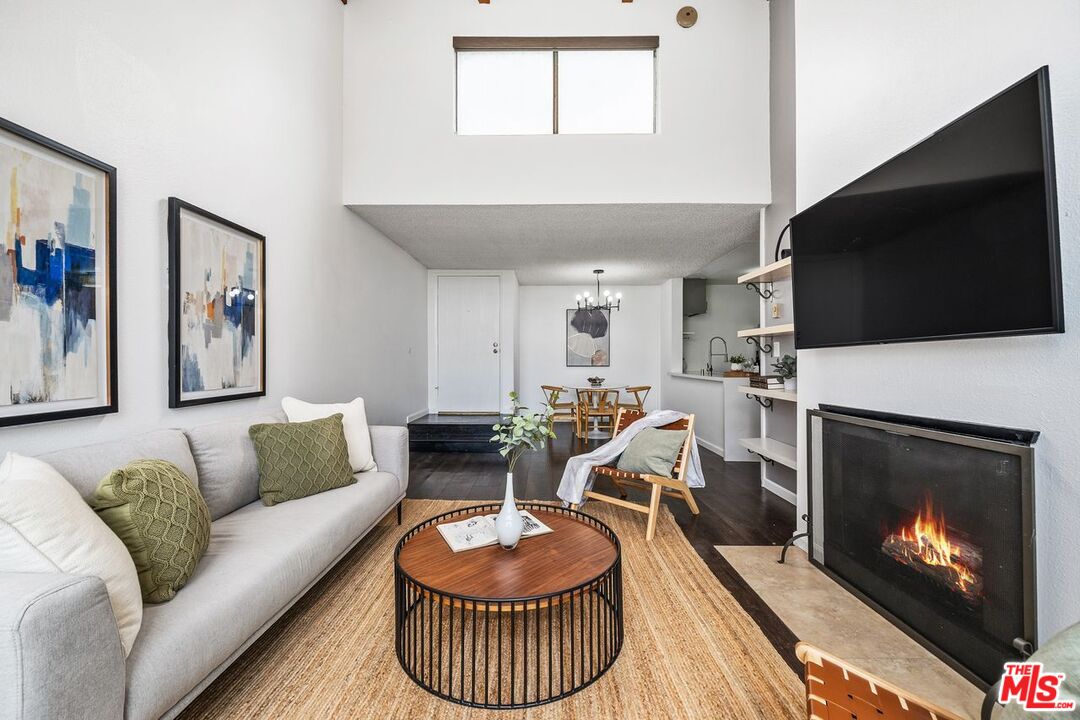 4900 Overland Ave Unit: 351