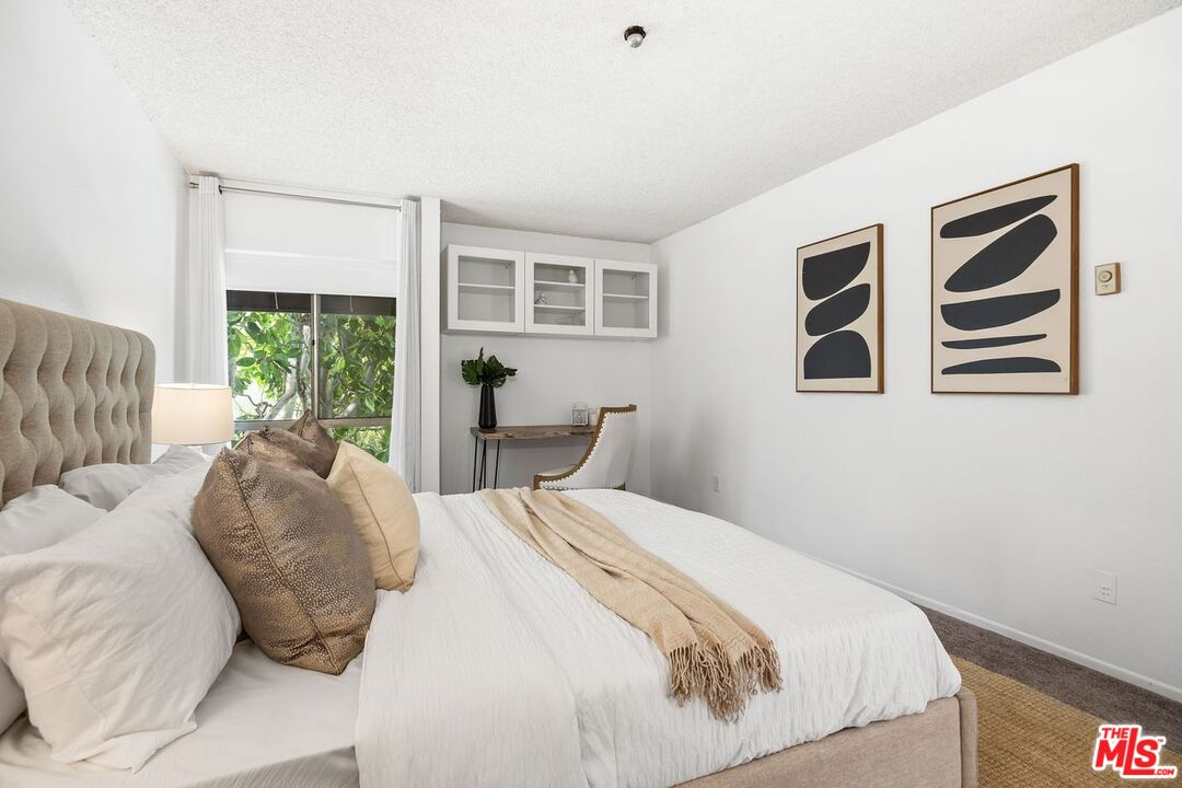 4900 Overland Ave Unit: 351