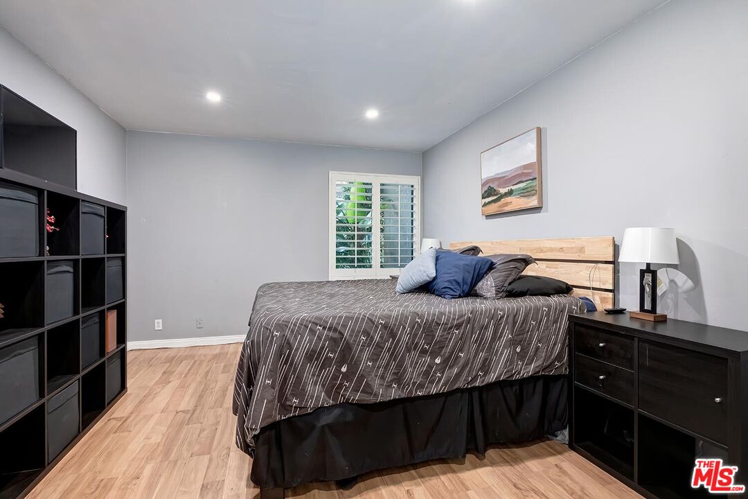 950 N Kings Rd Unit: 139