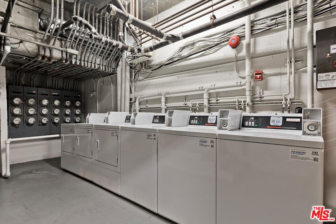 874 Hammond St Unit: 1