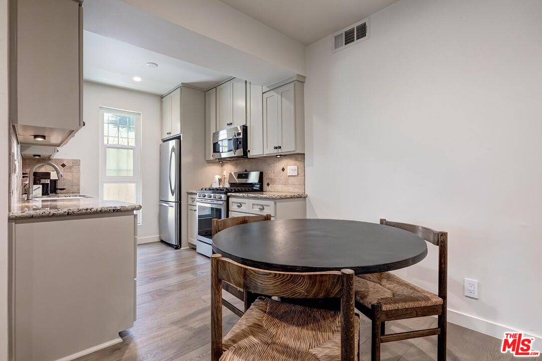 874 Hammond St Unit: 1