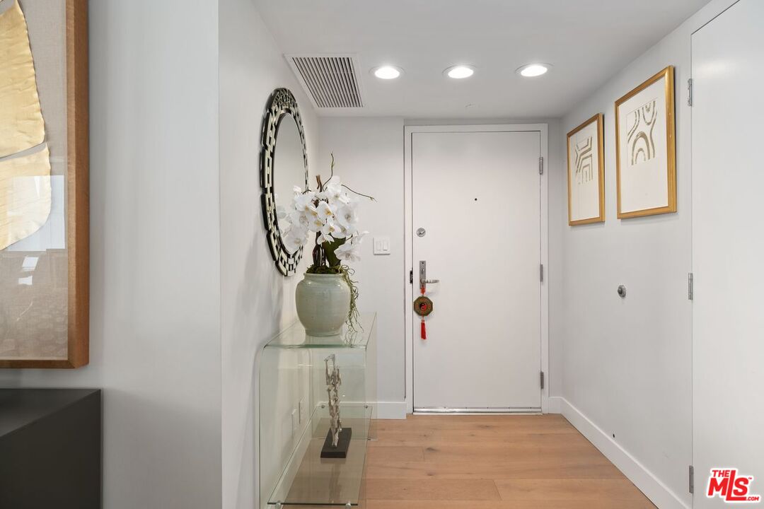 201 Ocean Ave Unit: 1804P