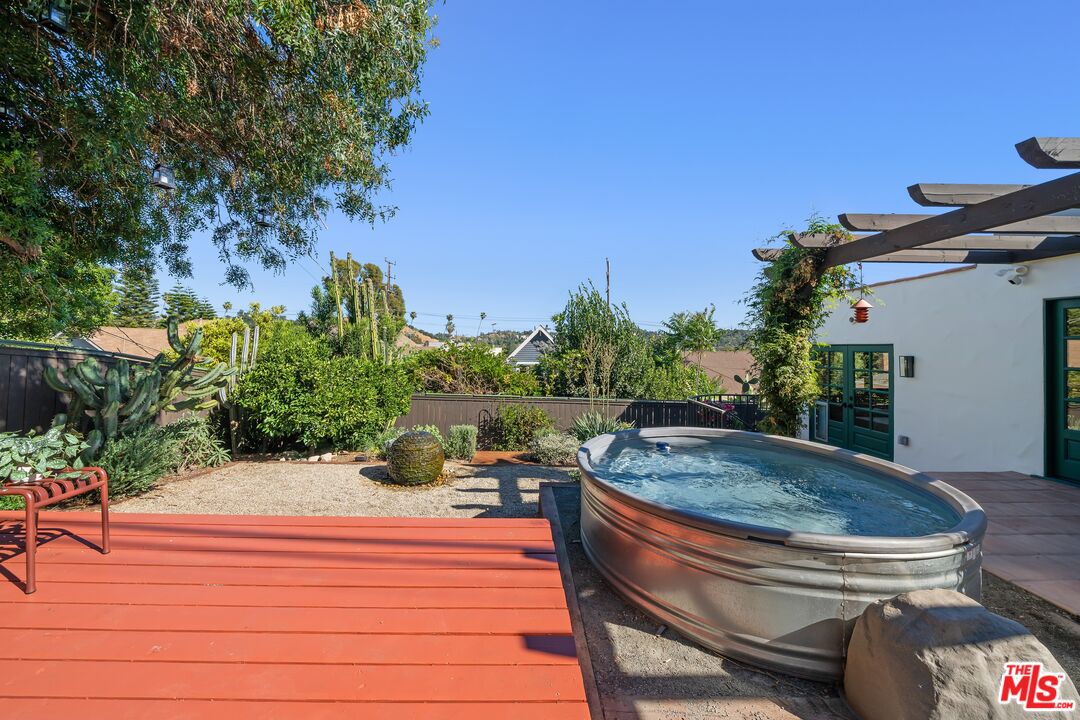 6132 Mount Angelus Dr