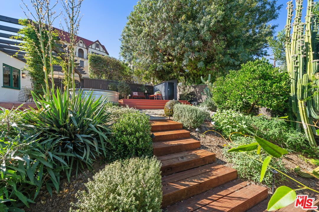 6132 Mount Angelus Dr