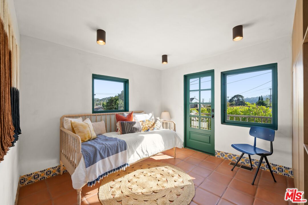 6132 Mount Angelus Dr