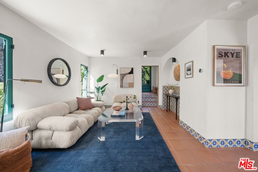 6132 Mount Angelus Dr