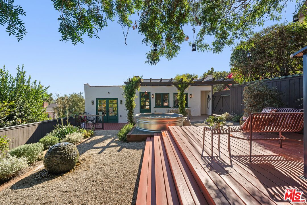 6132 Mount Angelus Dr