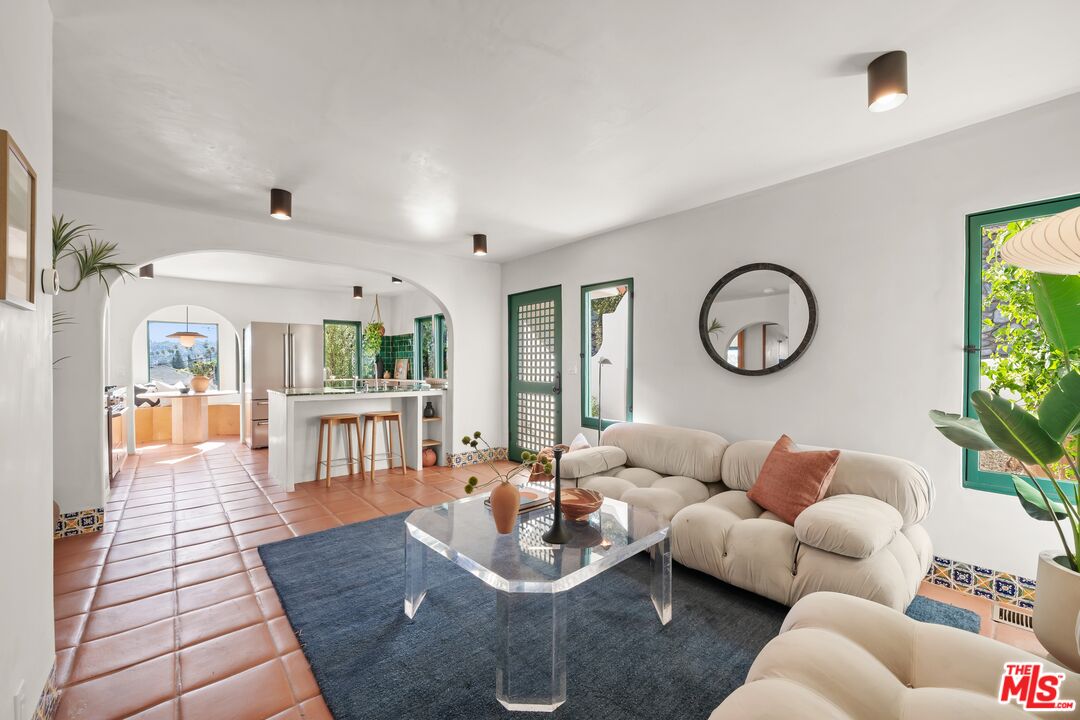 6132 Mount Angelus Dr