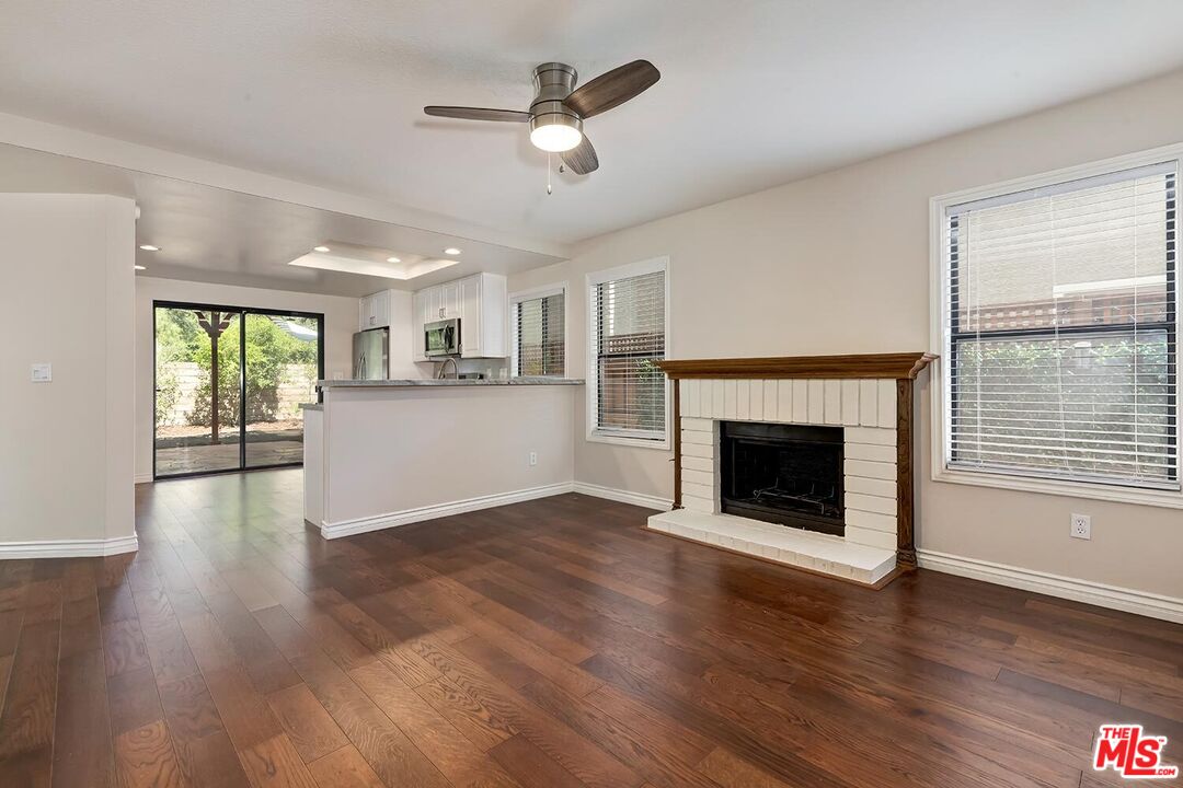 4210 Lost Springs Dr