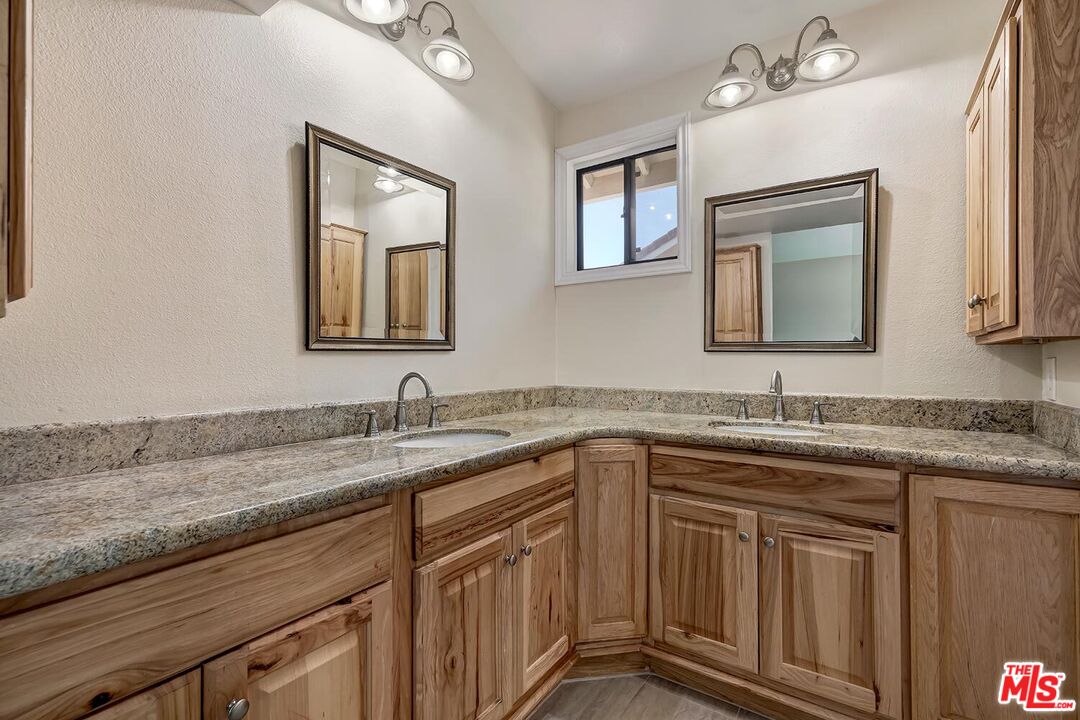 4210 Lost Springs Dr