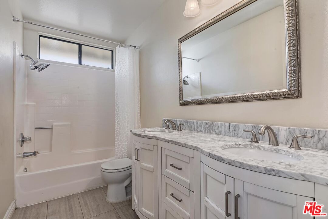 4210 Lost Springs Dr