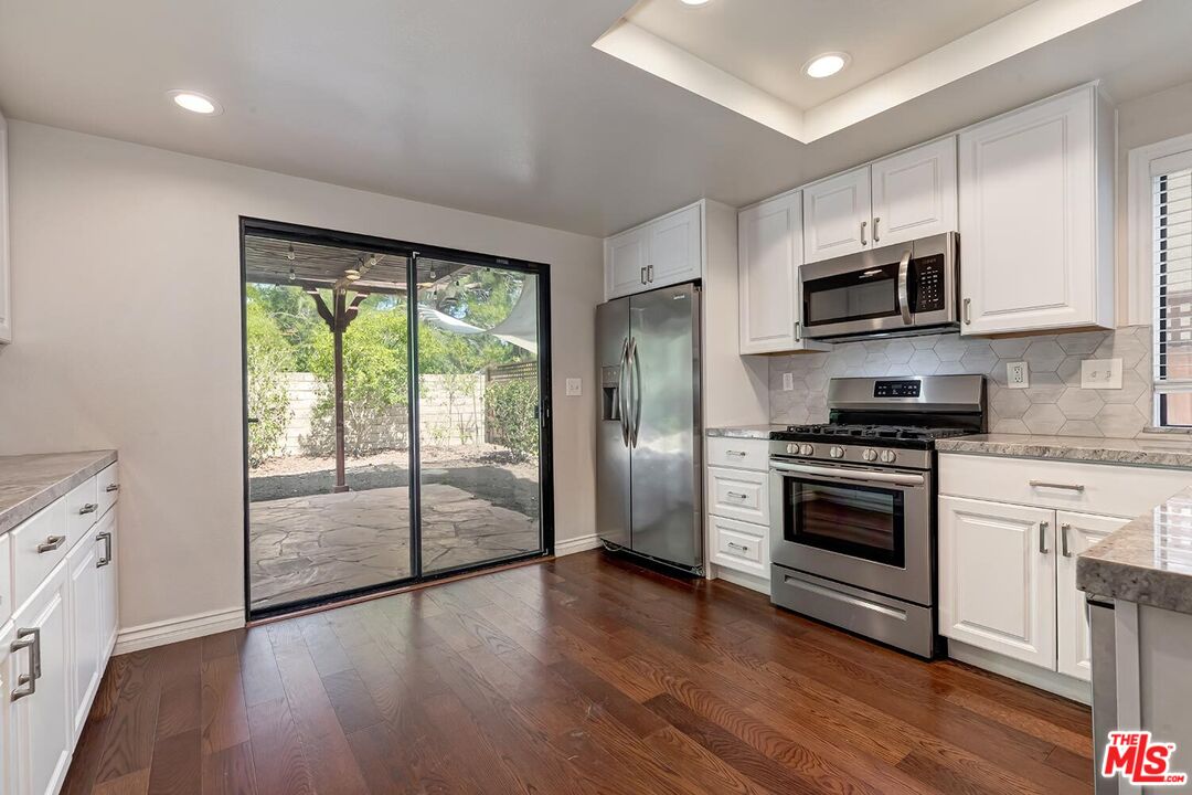 4210 Lost Springs Dr