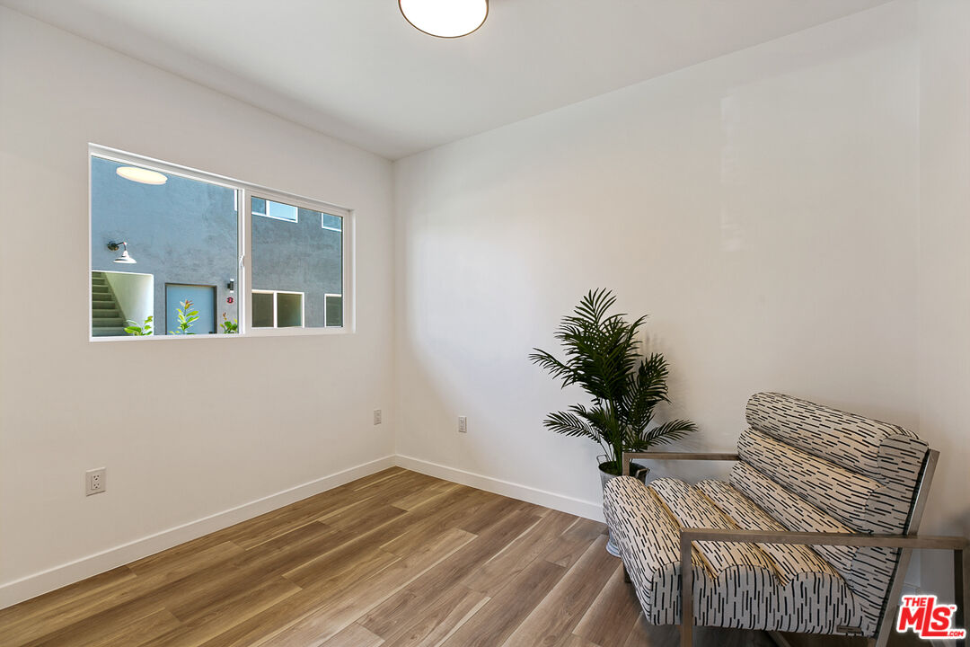 2922 HAUSER BLVD Unit: 3