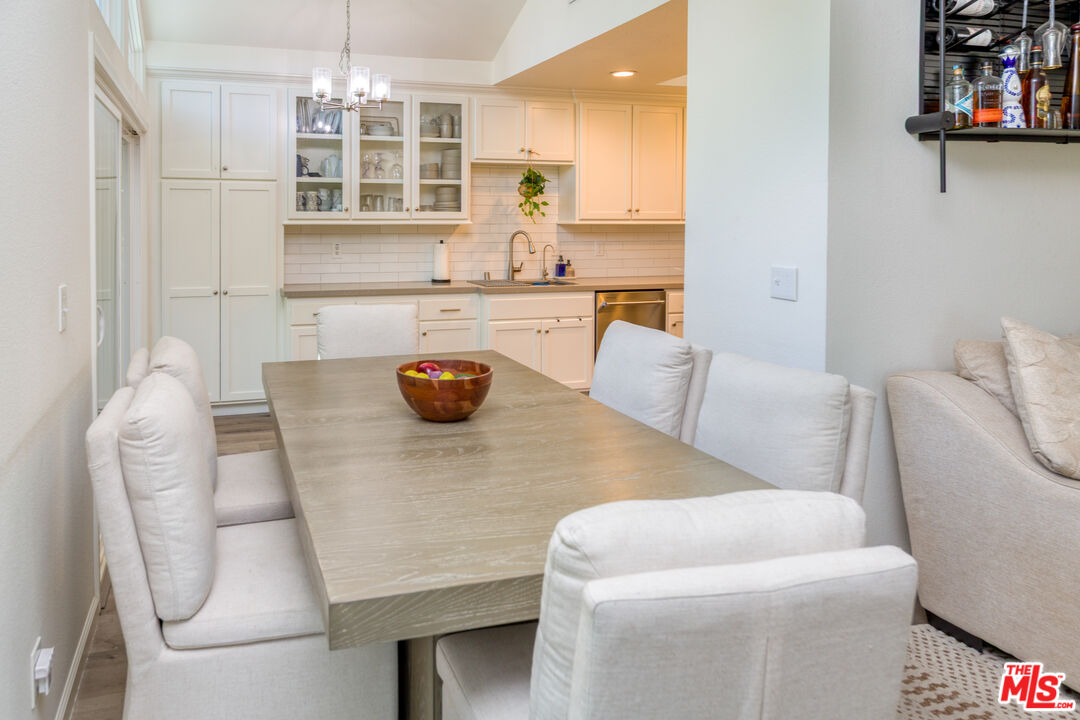 5735 Lake Lindero Dr