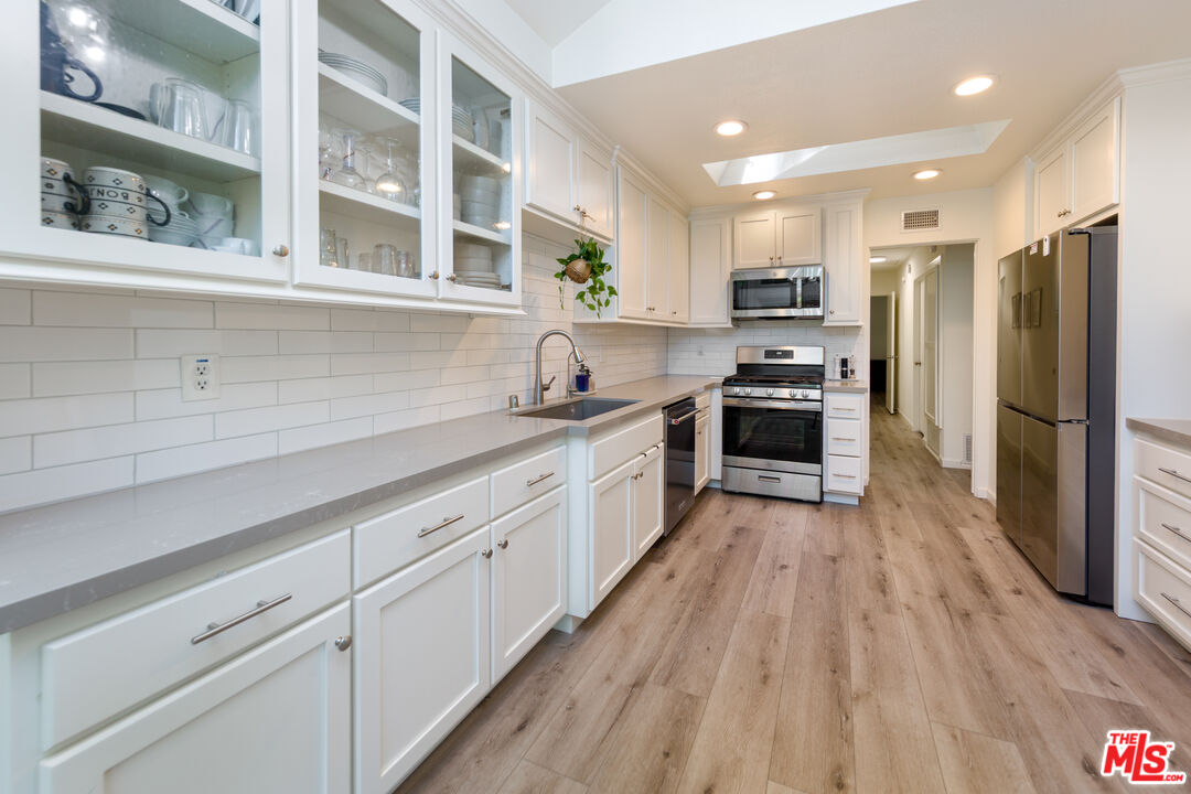 5735 Lake Lindero Dr