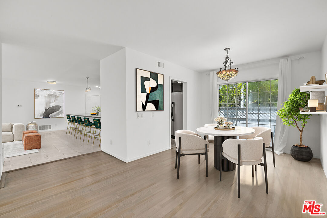 4442 Saint Clair Ave