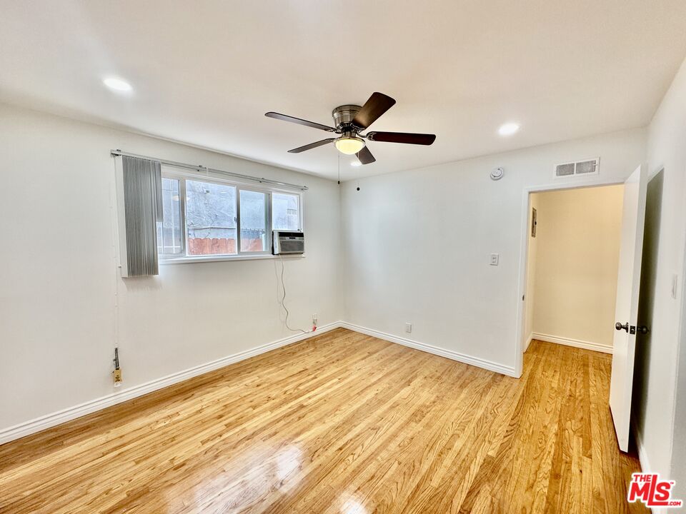 1108 S Sherbourne Dr Unit: 1