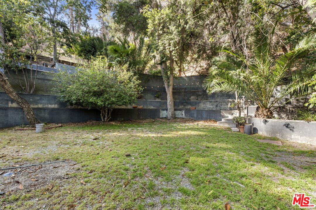 1830 N Sierra Bonita Ave