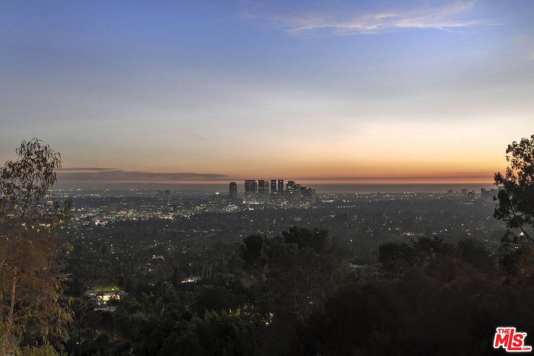 1830 N Sierra Bonita Ave