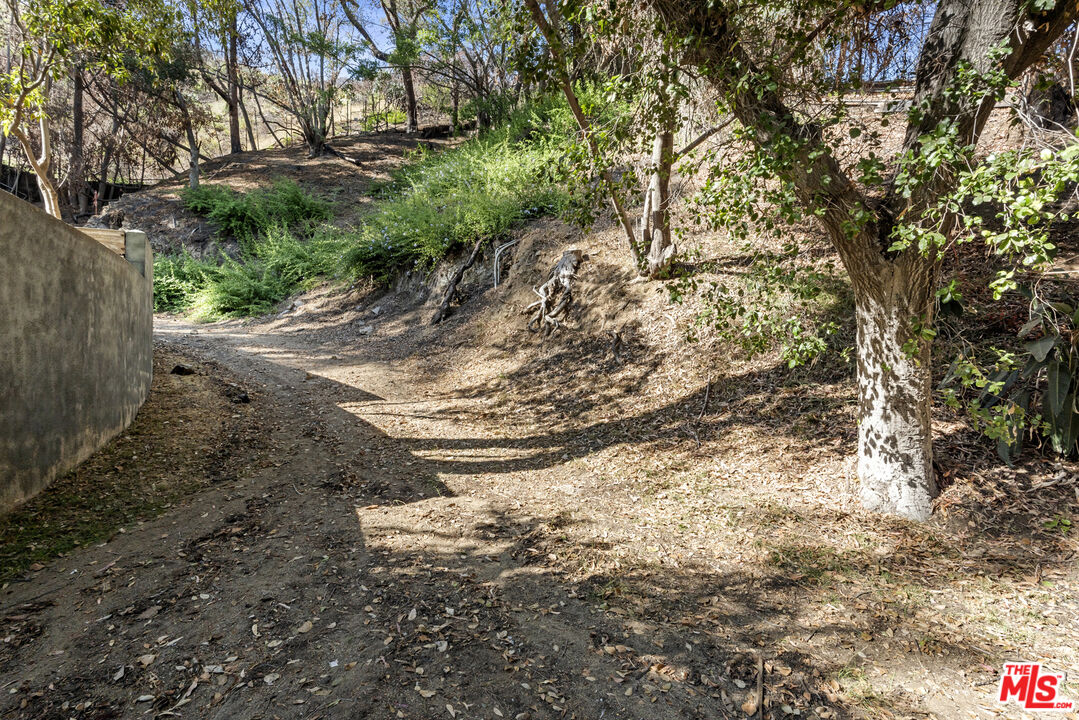 1830 N Sierra Bonita Ave