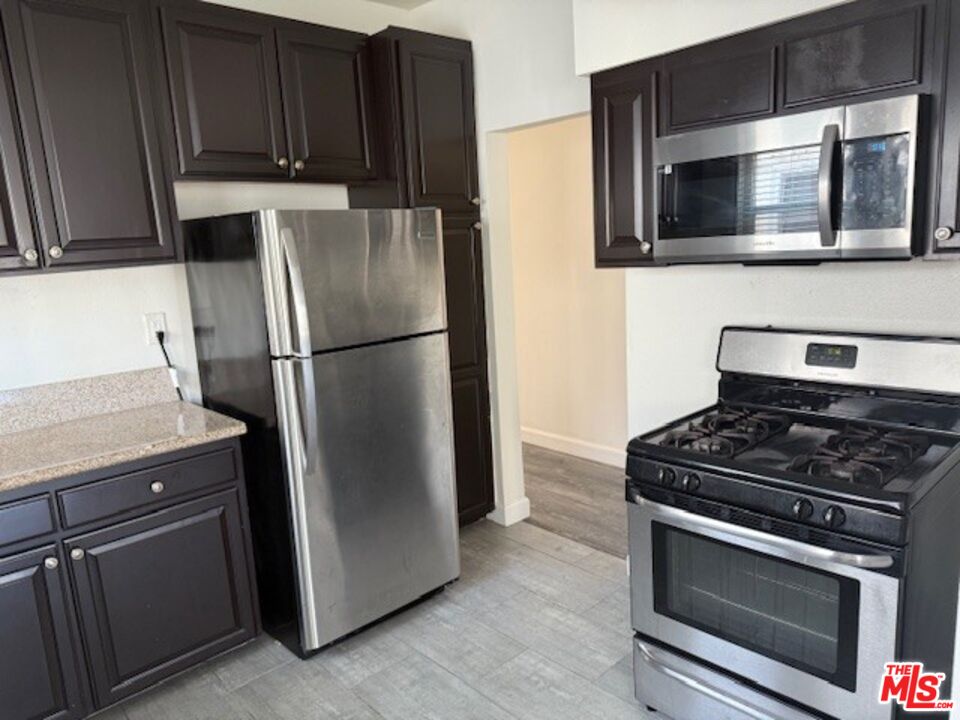 1406 2nd Ave Unit: 1406 1/2