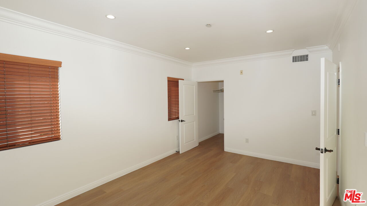 930 S Robertson Blvd Unit: 603